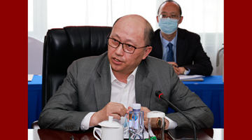 香港代表团举行全体会议 郑雁雄发言表示支持香港发挥独特优势 服务&ldquo;国之大者&rdquo;