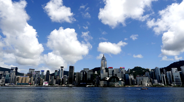 霍启刚代表：站上新起点，要有新作为